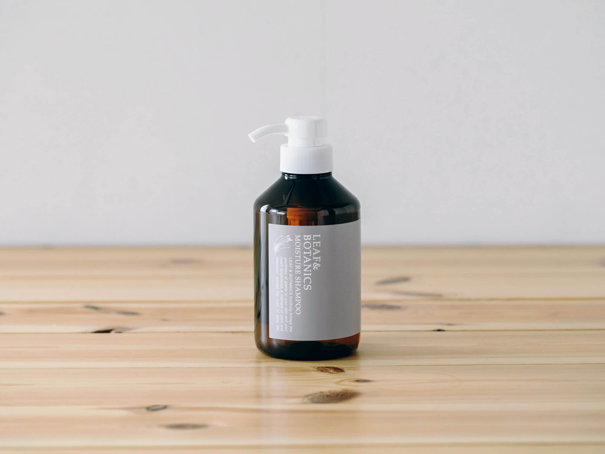 LEAF&BOTANICS モイスチャーシャンプー／松山油脂