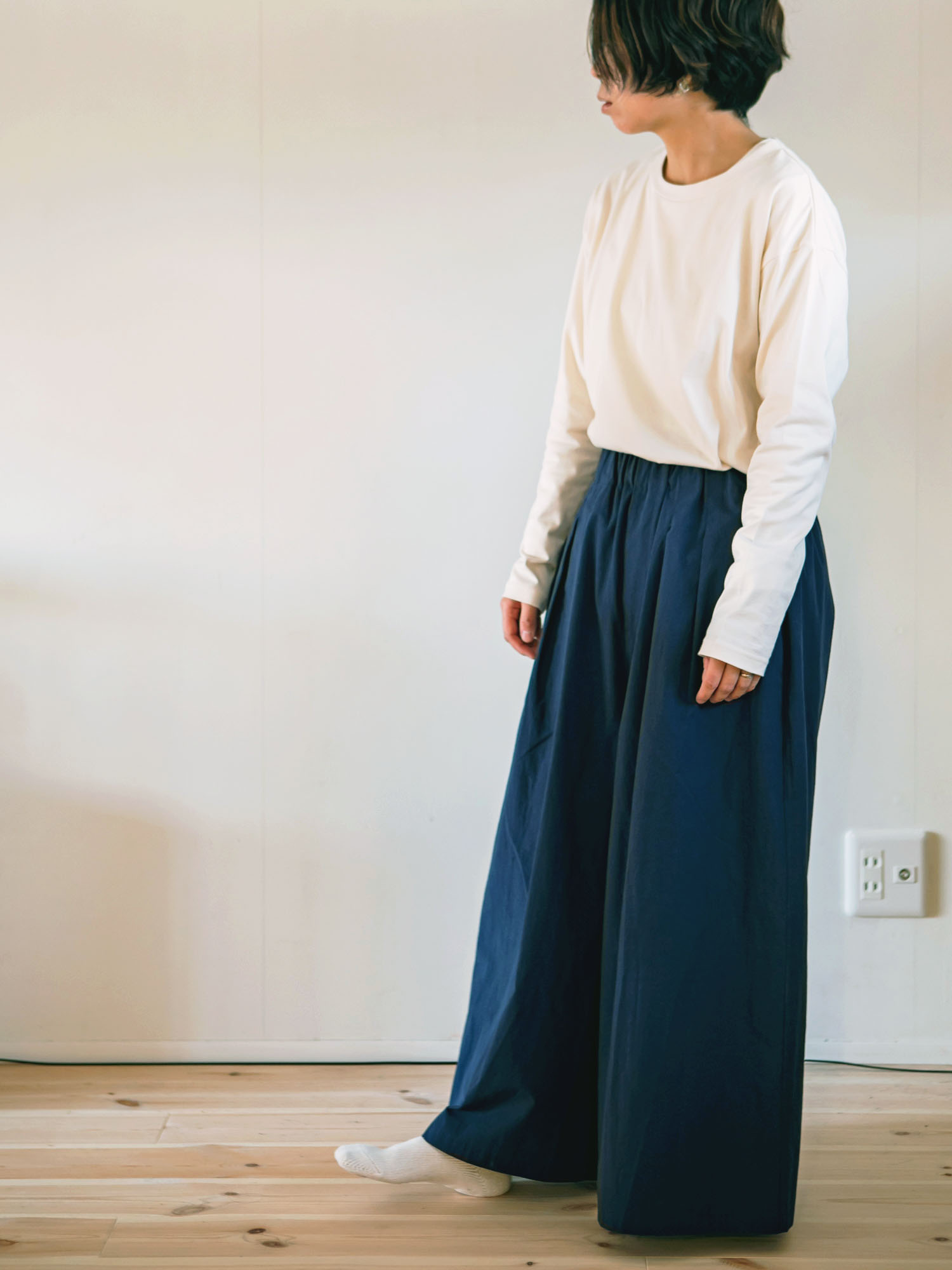 HUIS やわらかコットンスカートパンツ