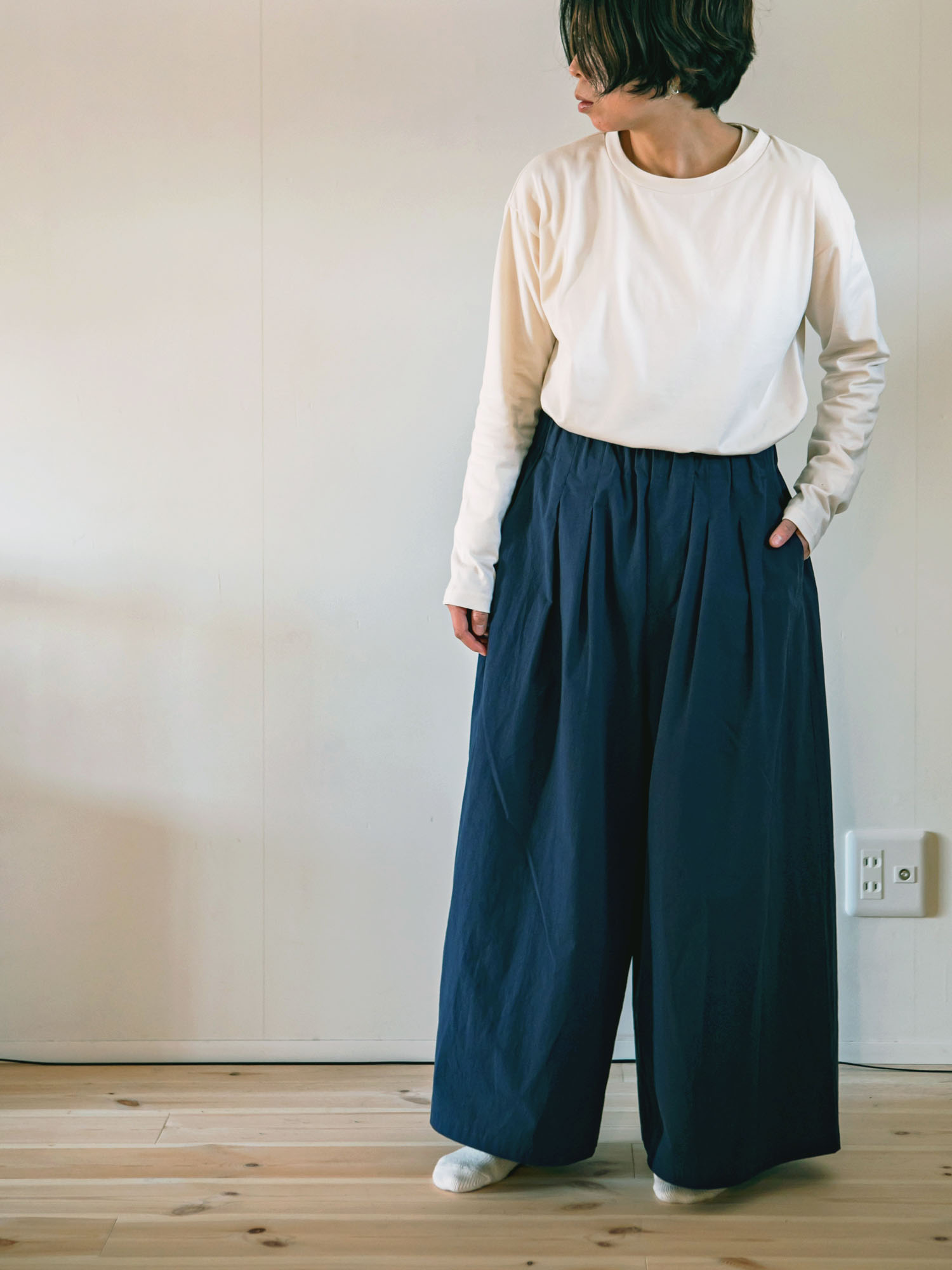 HUIS やわらかコットンスカートパンツ