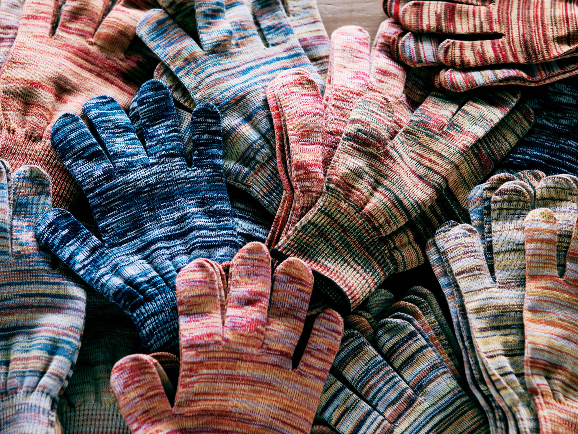 odd glove／宮田織物